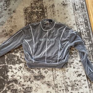 Mont Blanc Charcoal Velour Top with White Accents